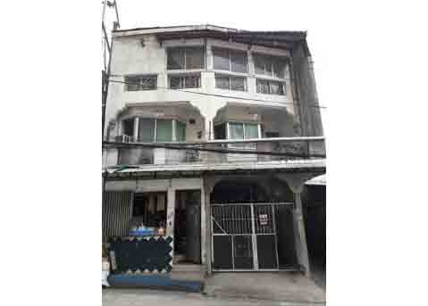 House and Lot for Sale in Brgy. Cembo, Makati